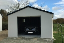 Garage Indept 2P béton enduit Doizon par Abridis